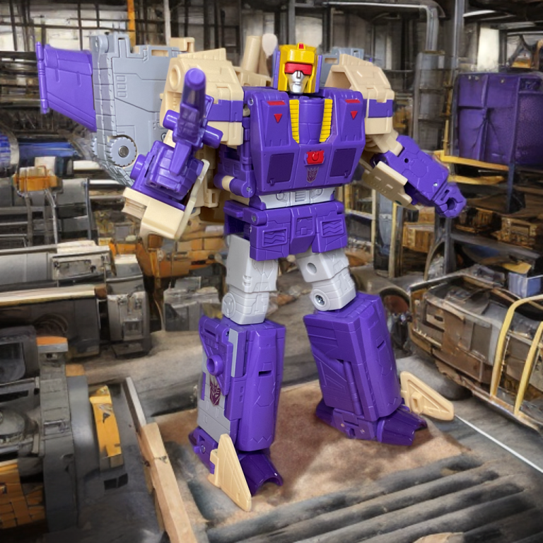 Improvements over the Legacy Evolution Blitzwing noted.
