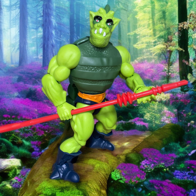 Eine moderne MOTU Origins Whiplash-Figur mit leuchtend grünen Schuppen, retro-inspiriertem Design und verbesserter Beweglichkeit, die einen Speer in einer dynamischen Pose hält.