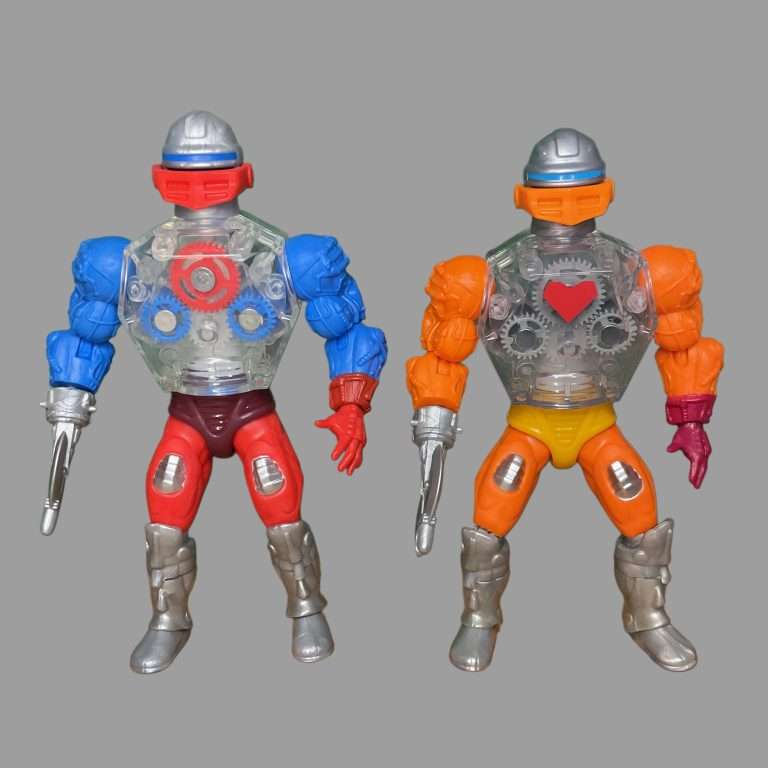 Comparação entre as origens do MOTU e a versão exclusiva em mini quadrinhos.