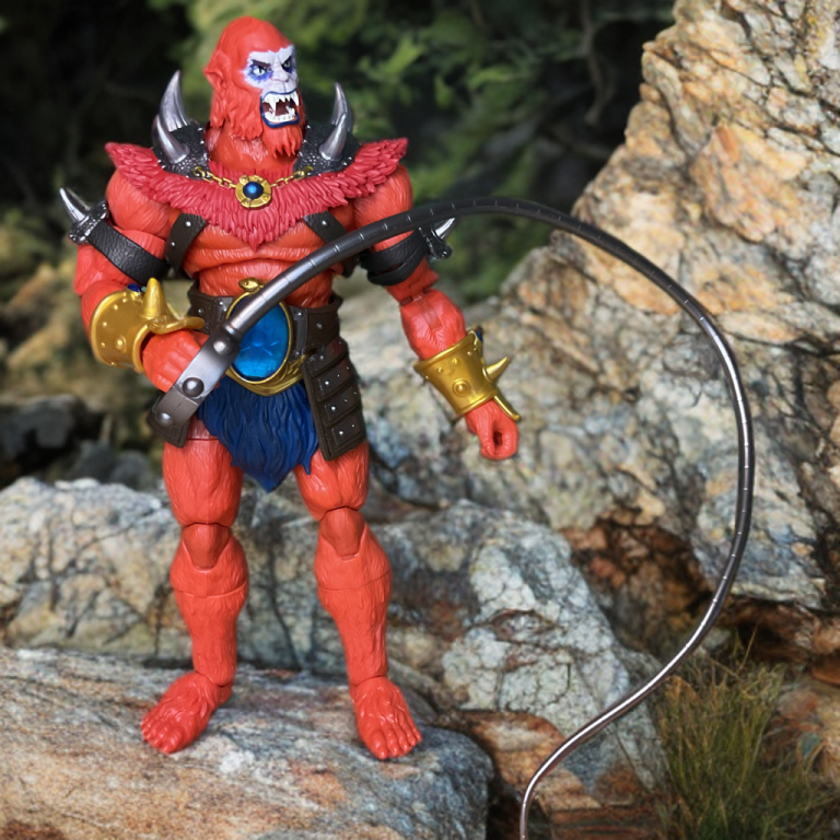 Análise detalhada da figura de ação do Homem-Fera do Masters of the Universe Masterverse New Eternia, mostrando seu design atualizado e semelhança com a versão MOTU Origins Lords of Power.