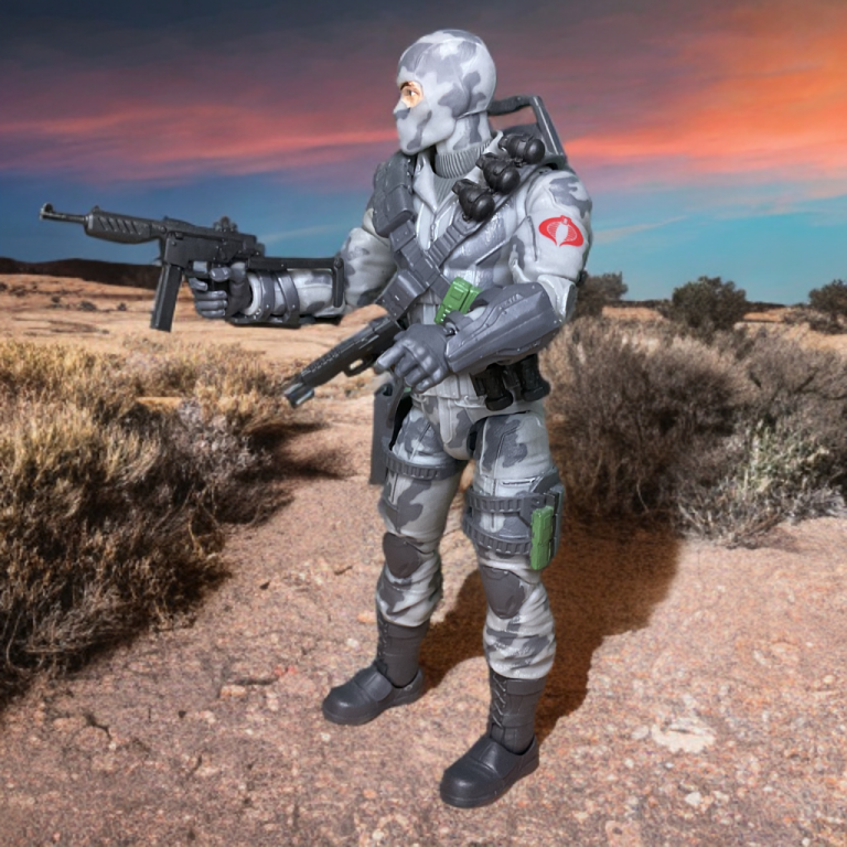 G.I. Joe Classified #84 Firefly Actionfigur in urbaner Tarnung, mit SMG und Bienenstock-Rucksack, vor einem feurigen Himmel.