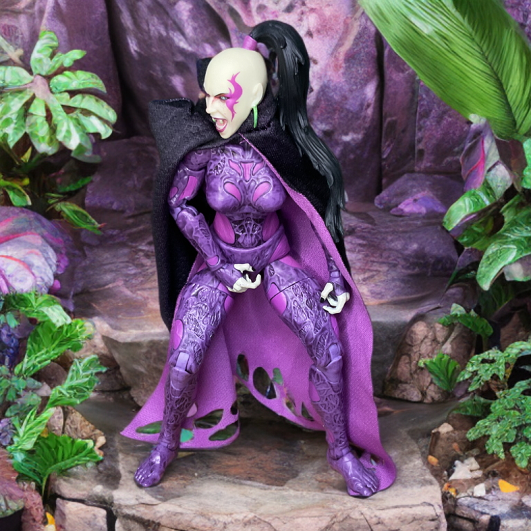 Cobra-La’s Pythona in dynamic pose, blending sci-fi horror with premium paint apps in 6-inch scale.