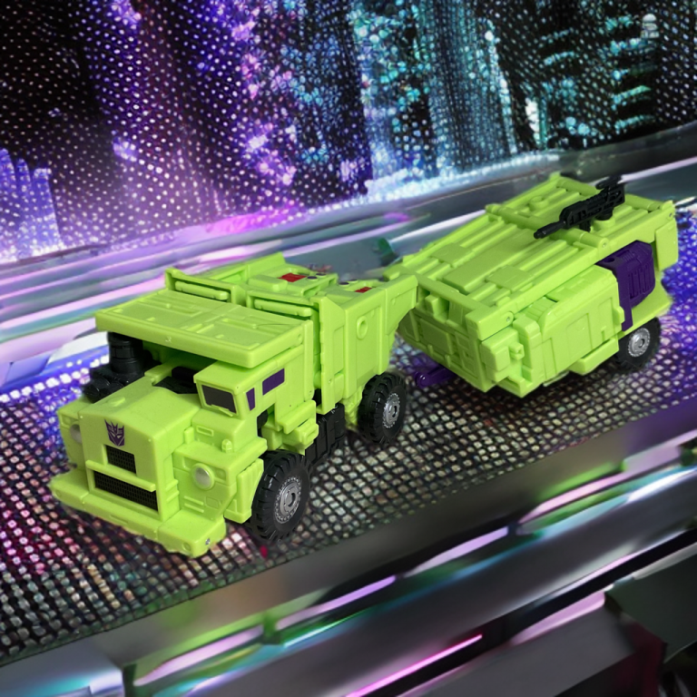 Long Haul dump truck alt-mode from Studio Series ’86, with flipped-up bed and yellow hazard stripes, evoking gritty Decepticon hauling vibes.