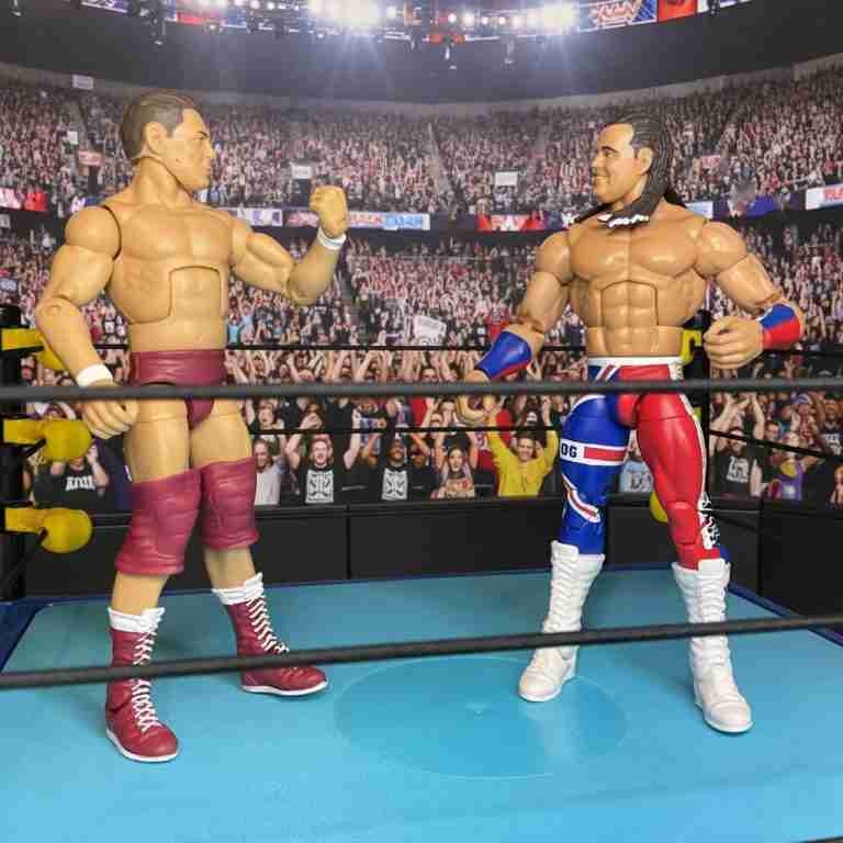 Lord Steven Regal und der British Bulldog stehen sich in einer ausverkauften Arena gegenüber!