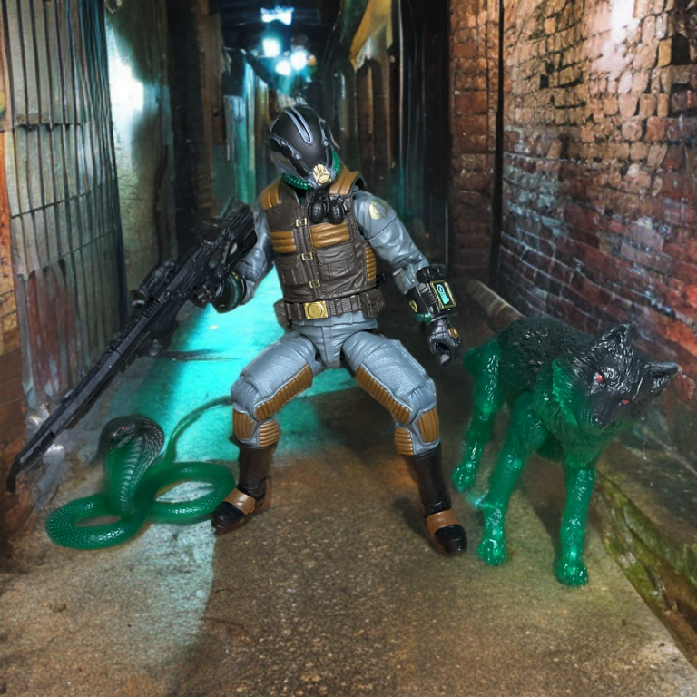 Close-up of D.I.R.E. Beast’s snarling head sculpt with yellow eyes, glowing collar, and back-mounted crystal shards in berserk mode