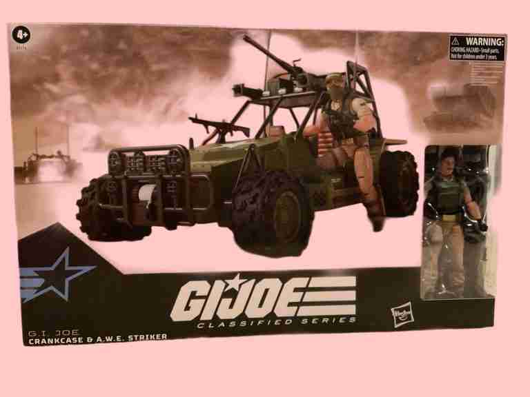 Hasbro Pulse exklusive Crankcase & A.W.E. Striker Deluxe Set Fensterbox Verpackung
