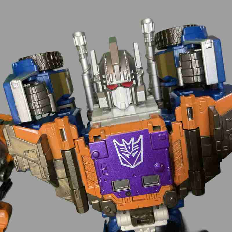 Bruticus against a neutral background
